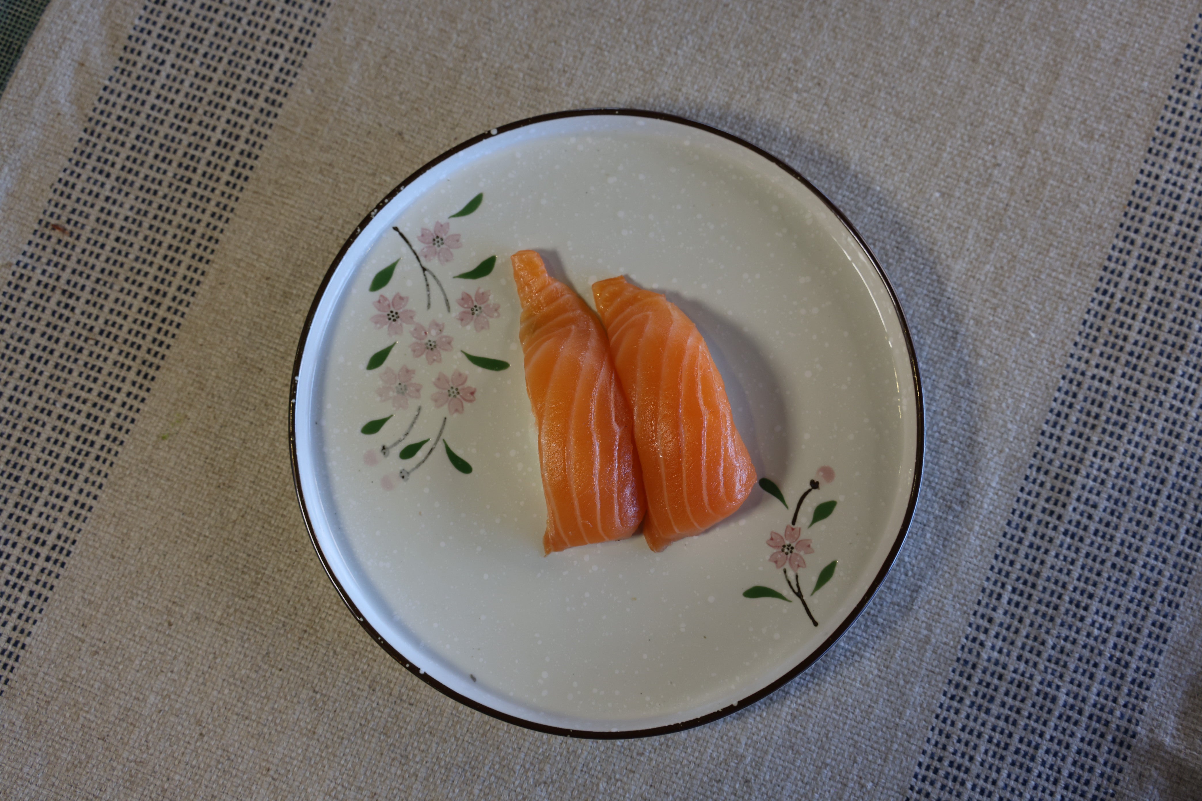 51171 - Pink Sakura 8" Rimmed Round Porcelain Coupe Plate , 24/case