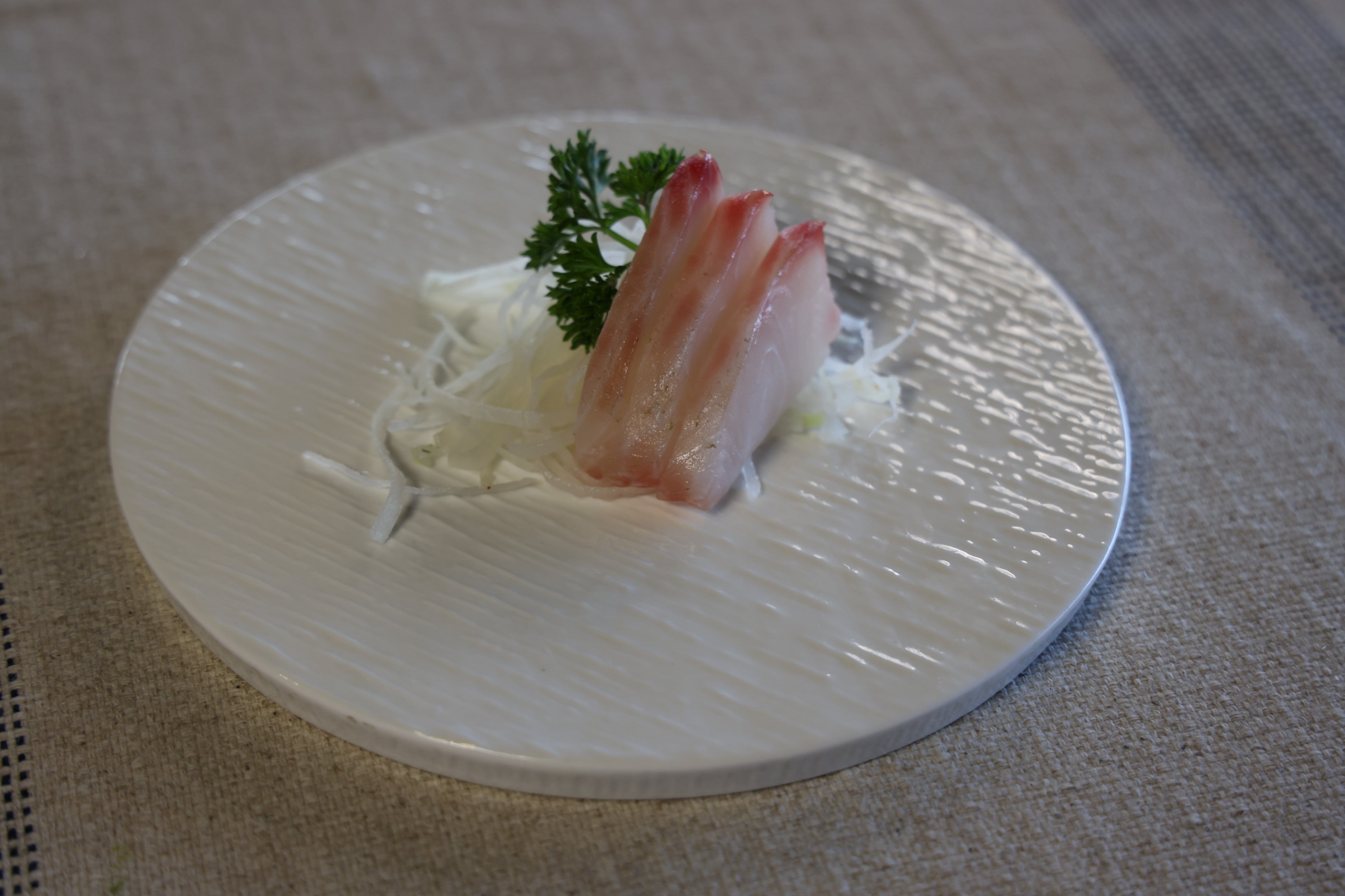 51125-Ceramic PETRA WHITE FLAT ROUND DINNER PLATE 8"-36/Case