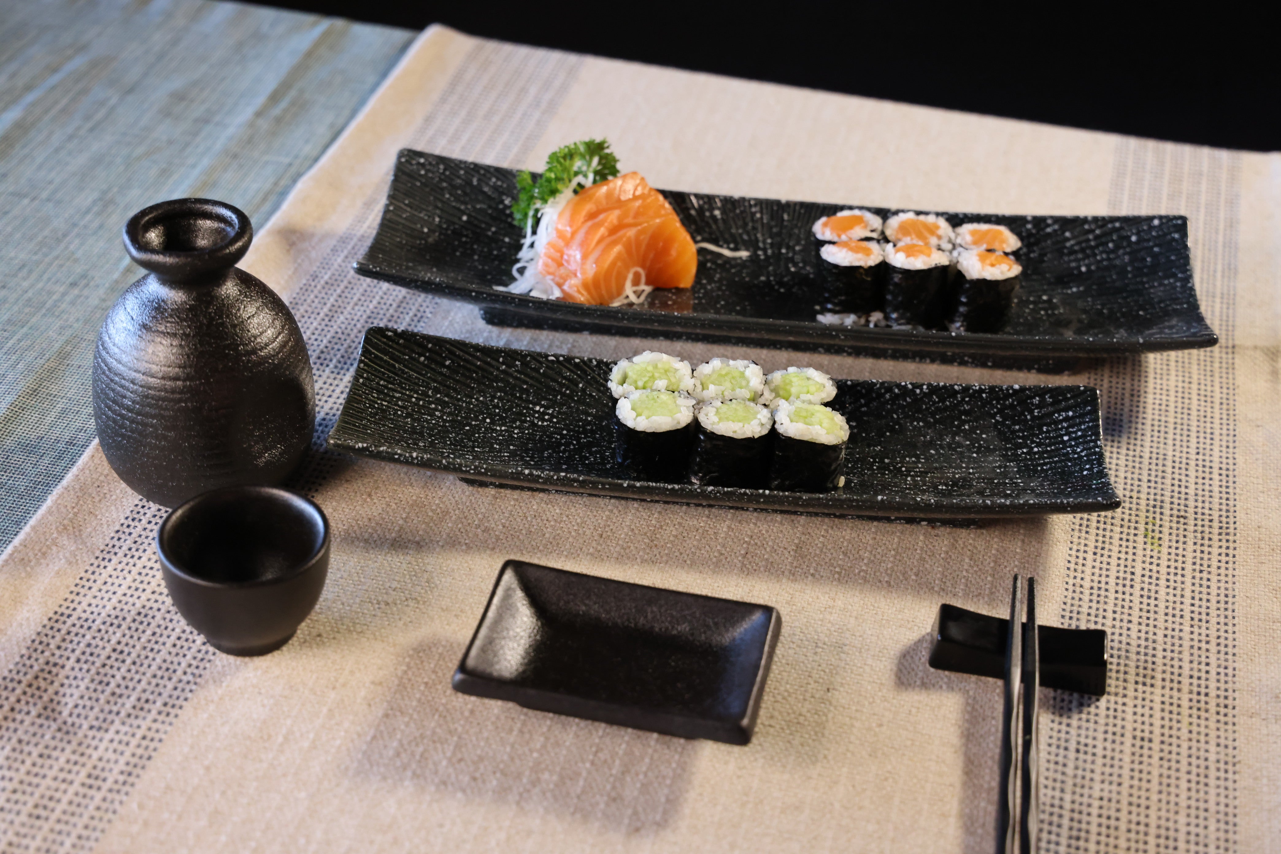 51221 - Matte Black Japanese Sake Set include 1 Sake Bottle and 2 Sake Cups, 24set/Case