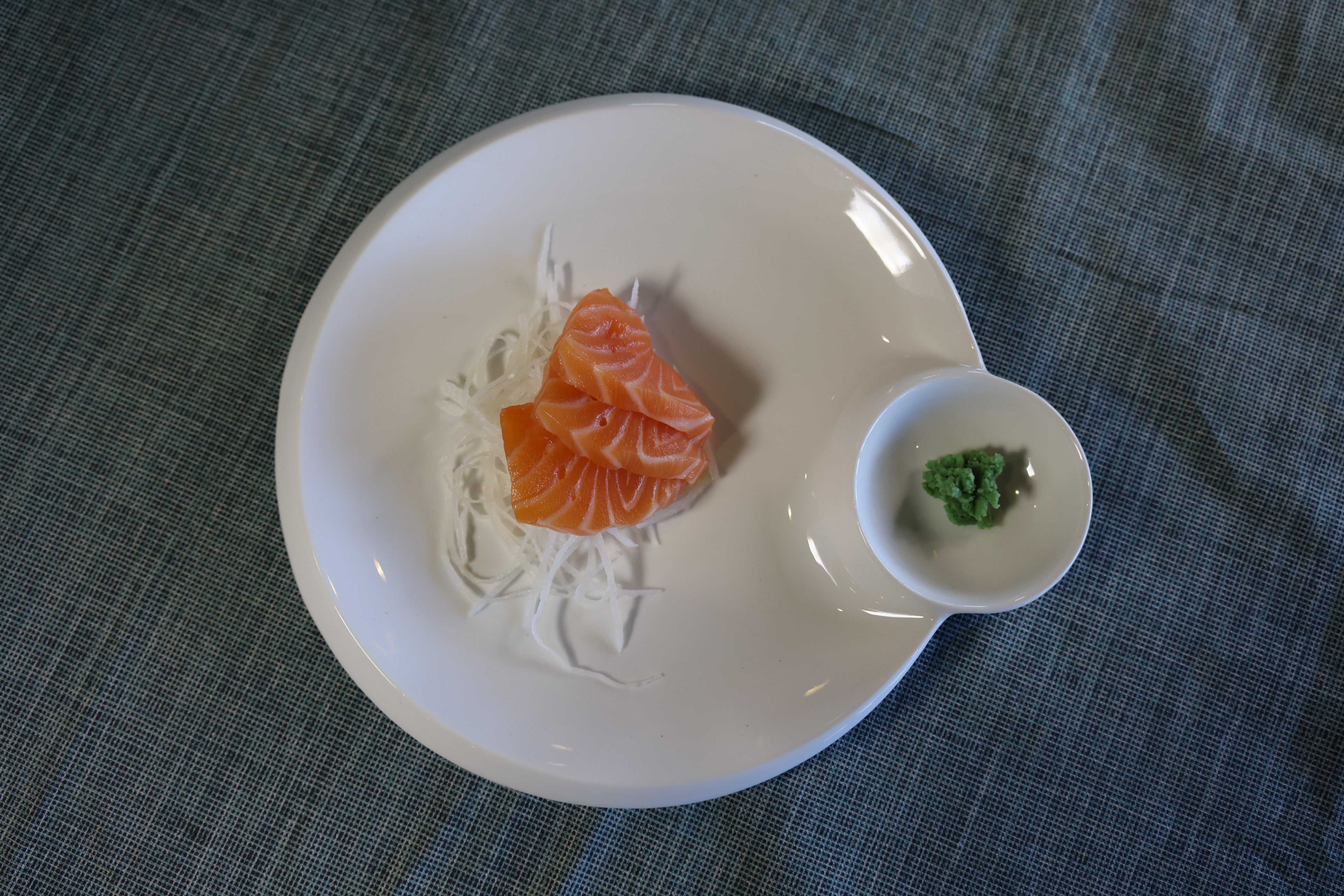 51106-11"Ceramic Dumpling/Sushi/Sashimi Plates with Sauce Dish-24/Case